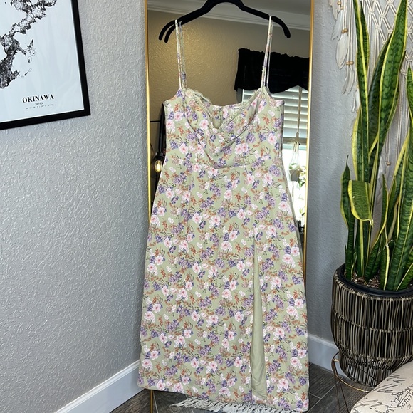 House of CB 'Charlotte' Peony Print Floral Midi Sundress NWOT - Picture 11 of 11